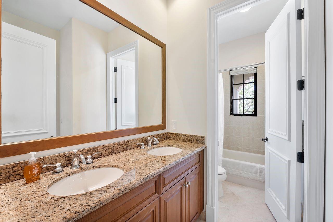 Parkland Golf & Country C - Residential