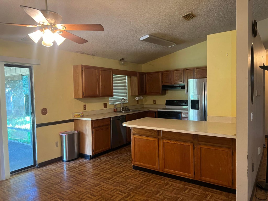 Photo of 6503 North Boulevard, Port Saint Lucie, FL 34951 (MLS # R11002049)