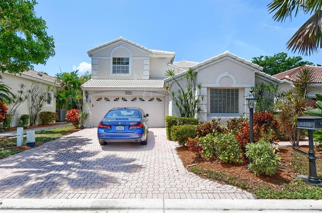 Photo of 6438 Brava Way, Boca Raton, FL 33433 (MLS # R10878982)