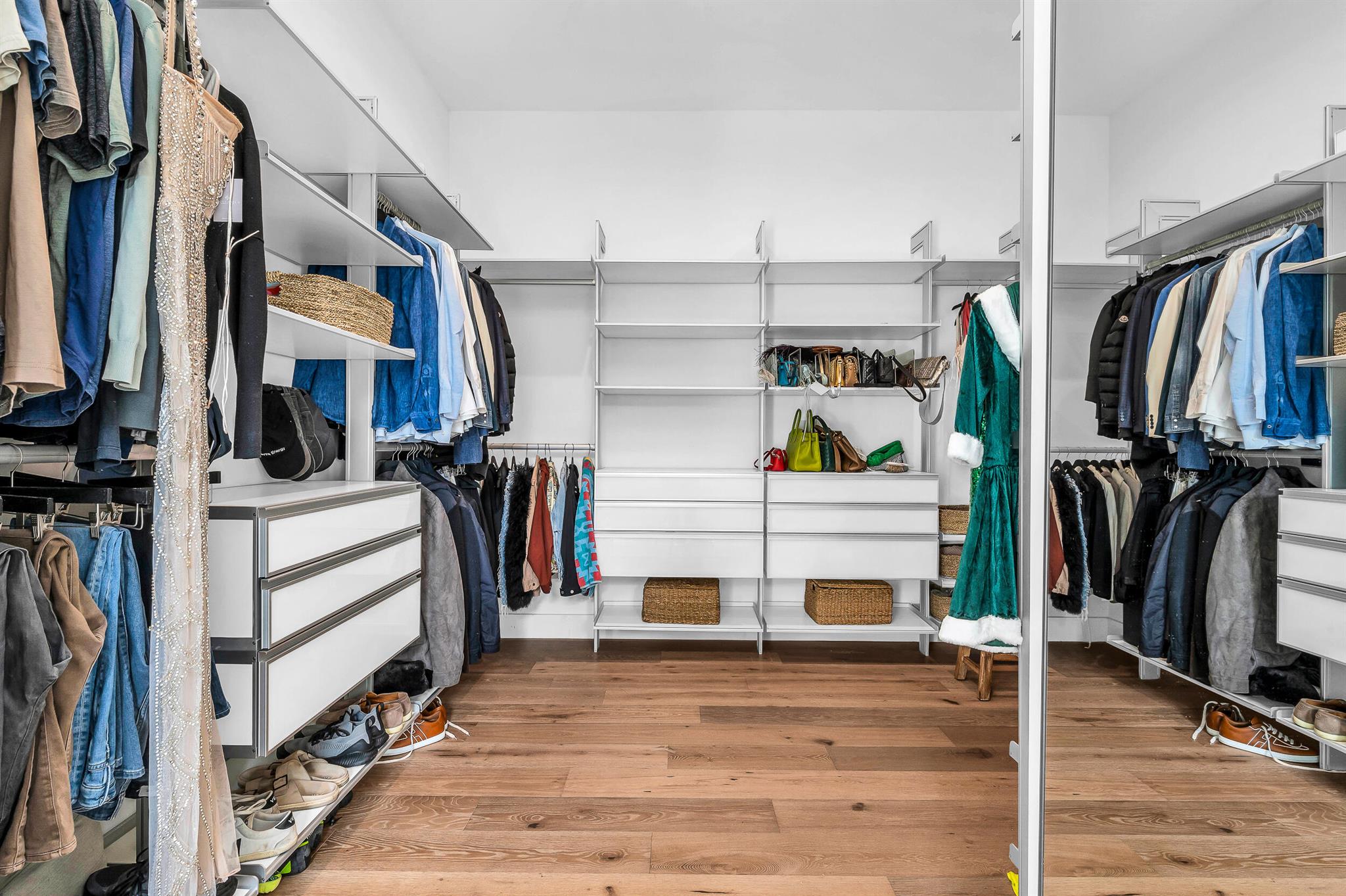 BAY POINT - Residential