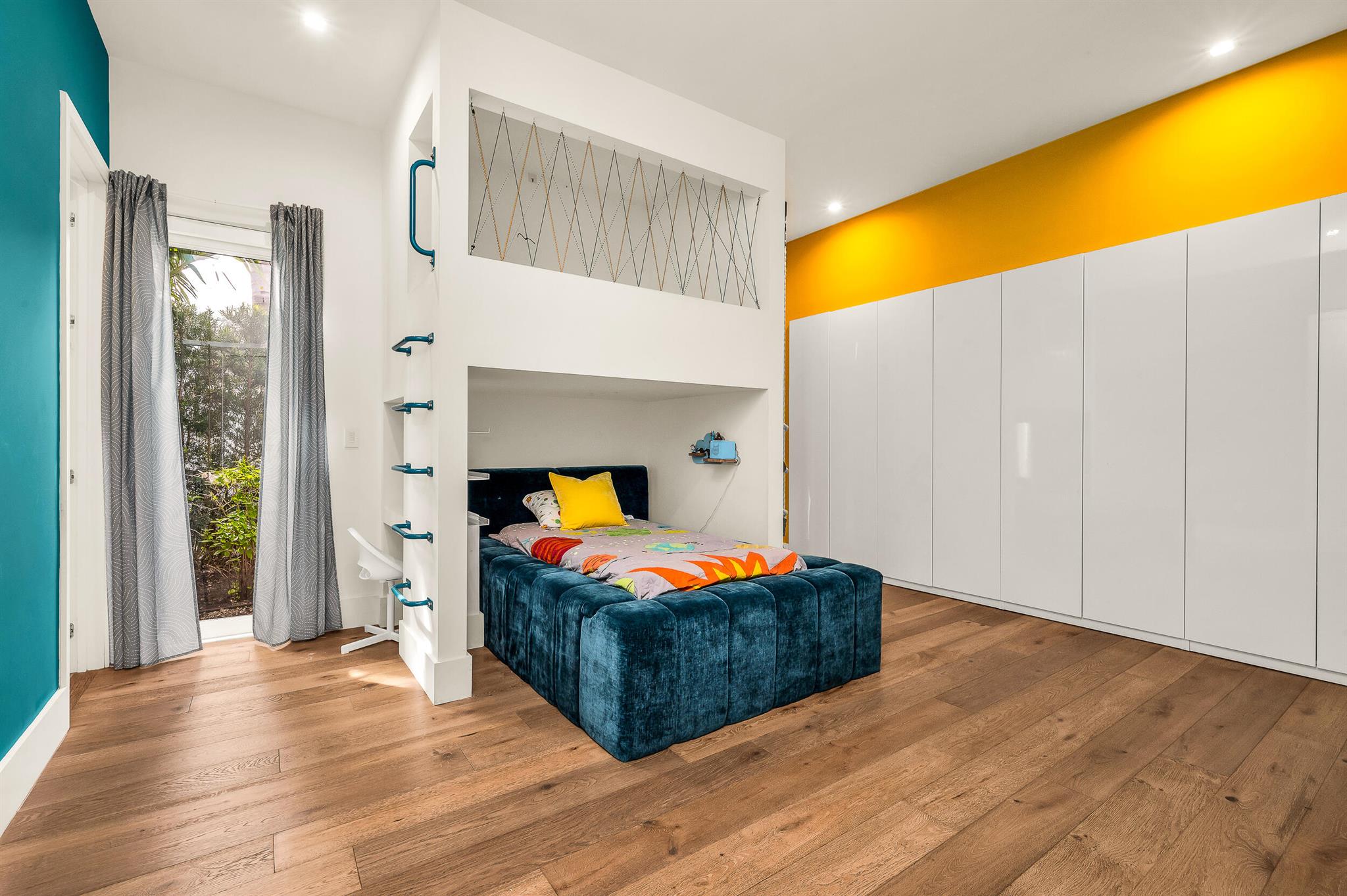 BAY POINT - Residential