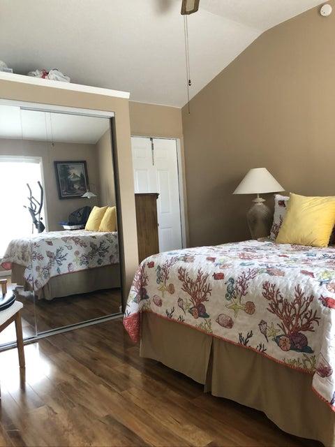 COUNTERPOINT ESTATES 6 - Residential