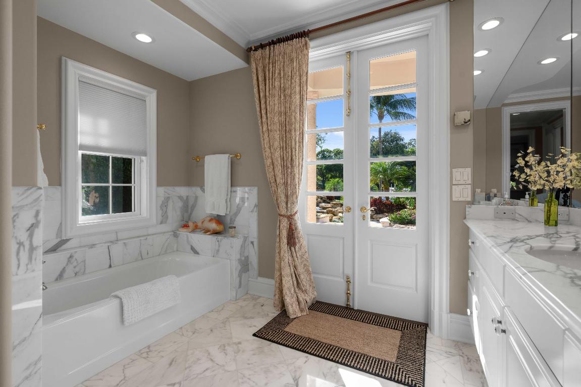 FRENCHMANS CREEK PAR B - Residential