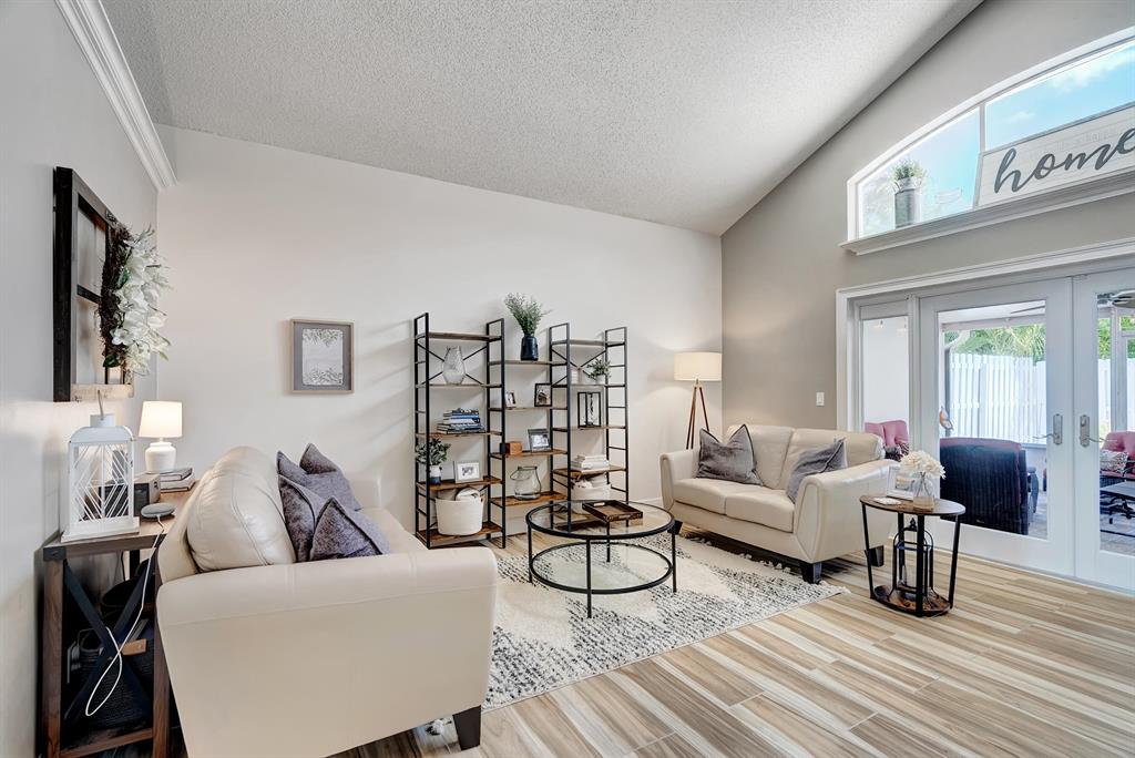 WINSTON TRAILS PAR 1 - Residential