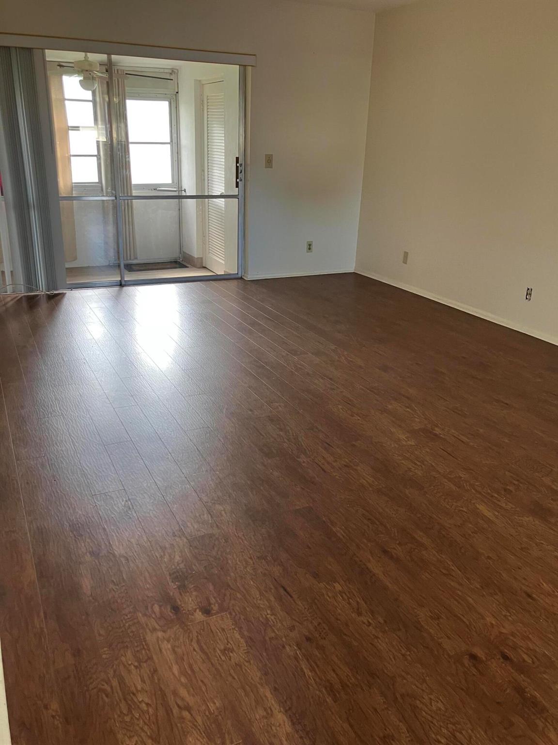 2789 Ashley Drive W I