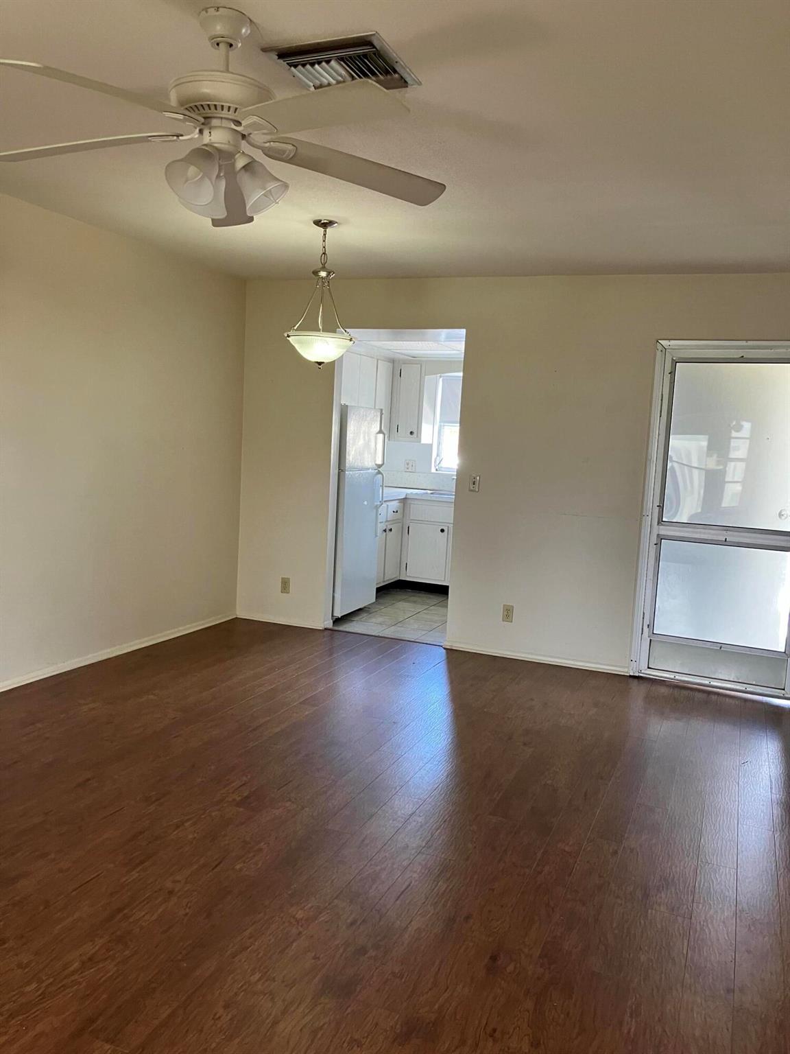 Cresthaven Villlas 3 Cond - Residential