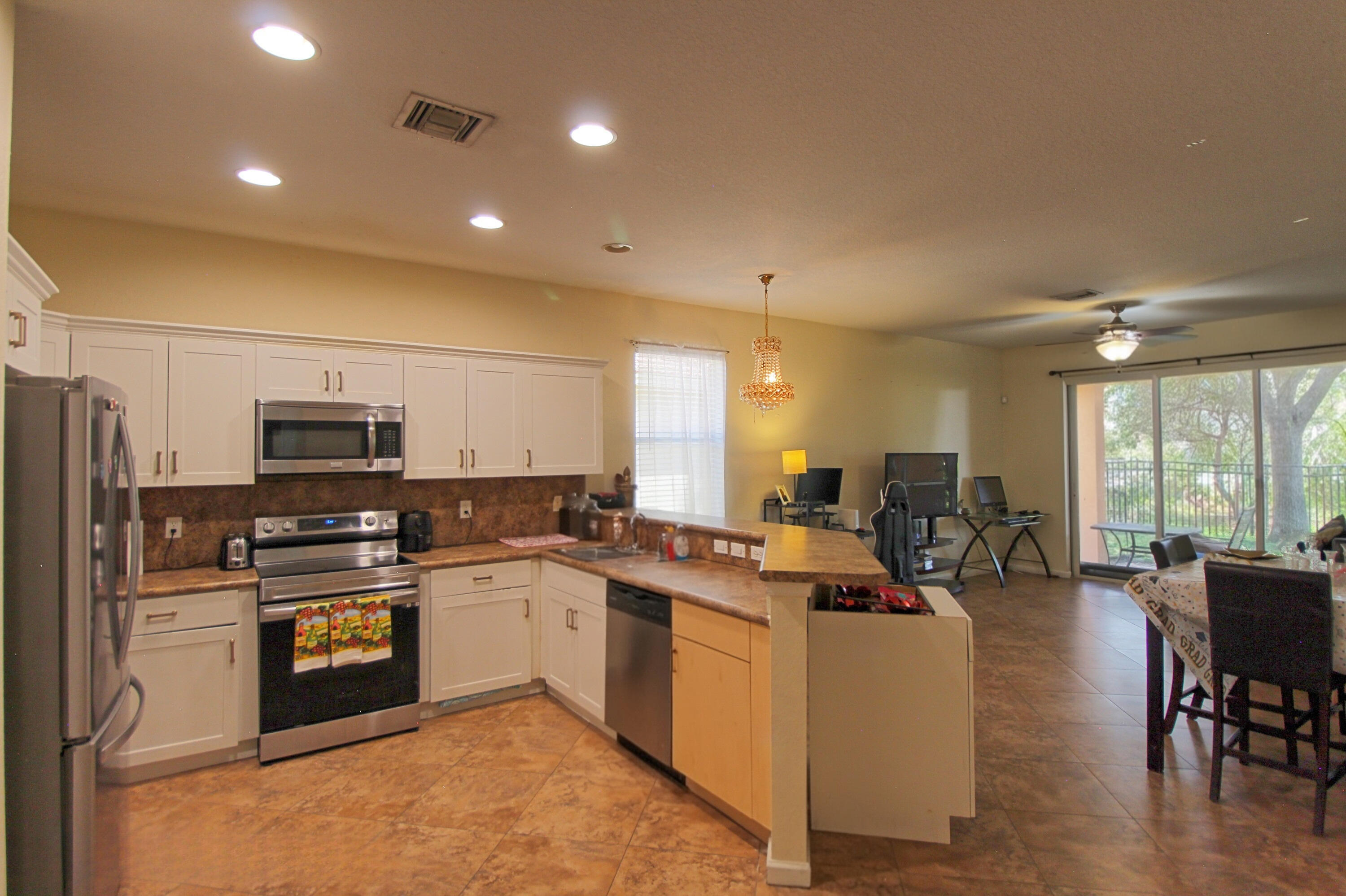 FOURTH  REPLAT OF PORTOFINO ISLES - Residential