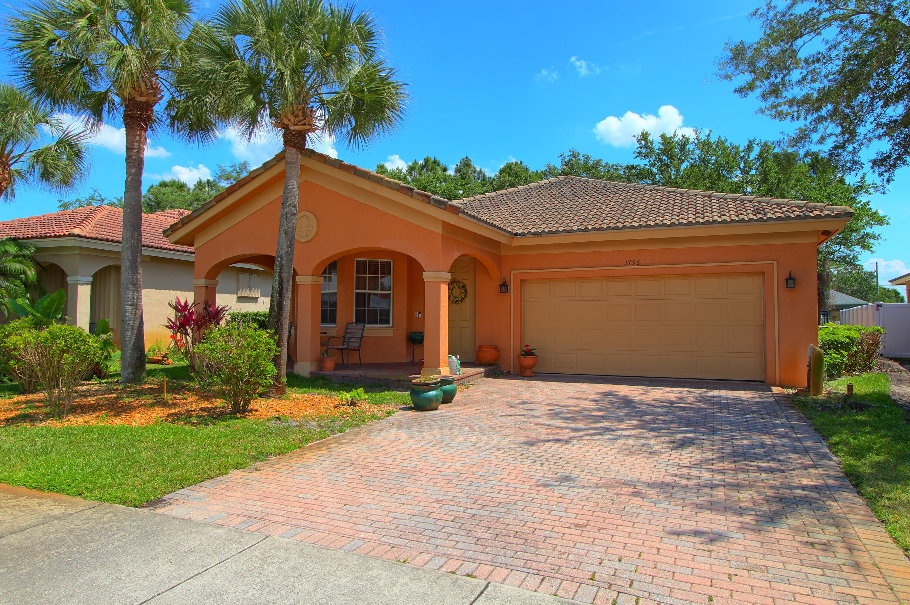 FOURTH  REPLAT OF PORTOFINO ISLES - Residential