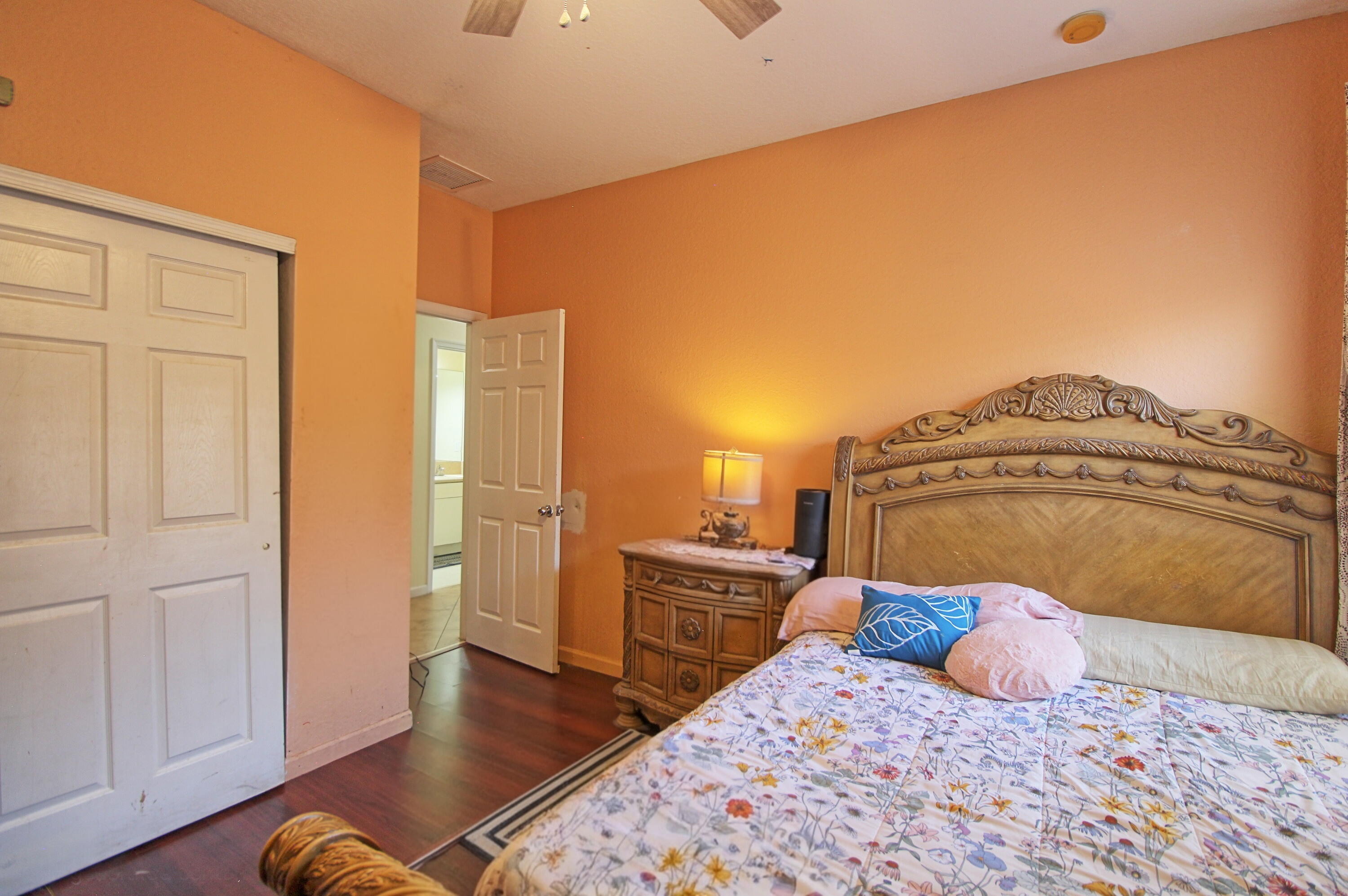 FOURTH  REPLAT OF PORTOFINO ISLES - Residential