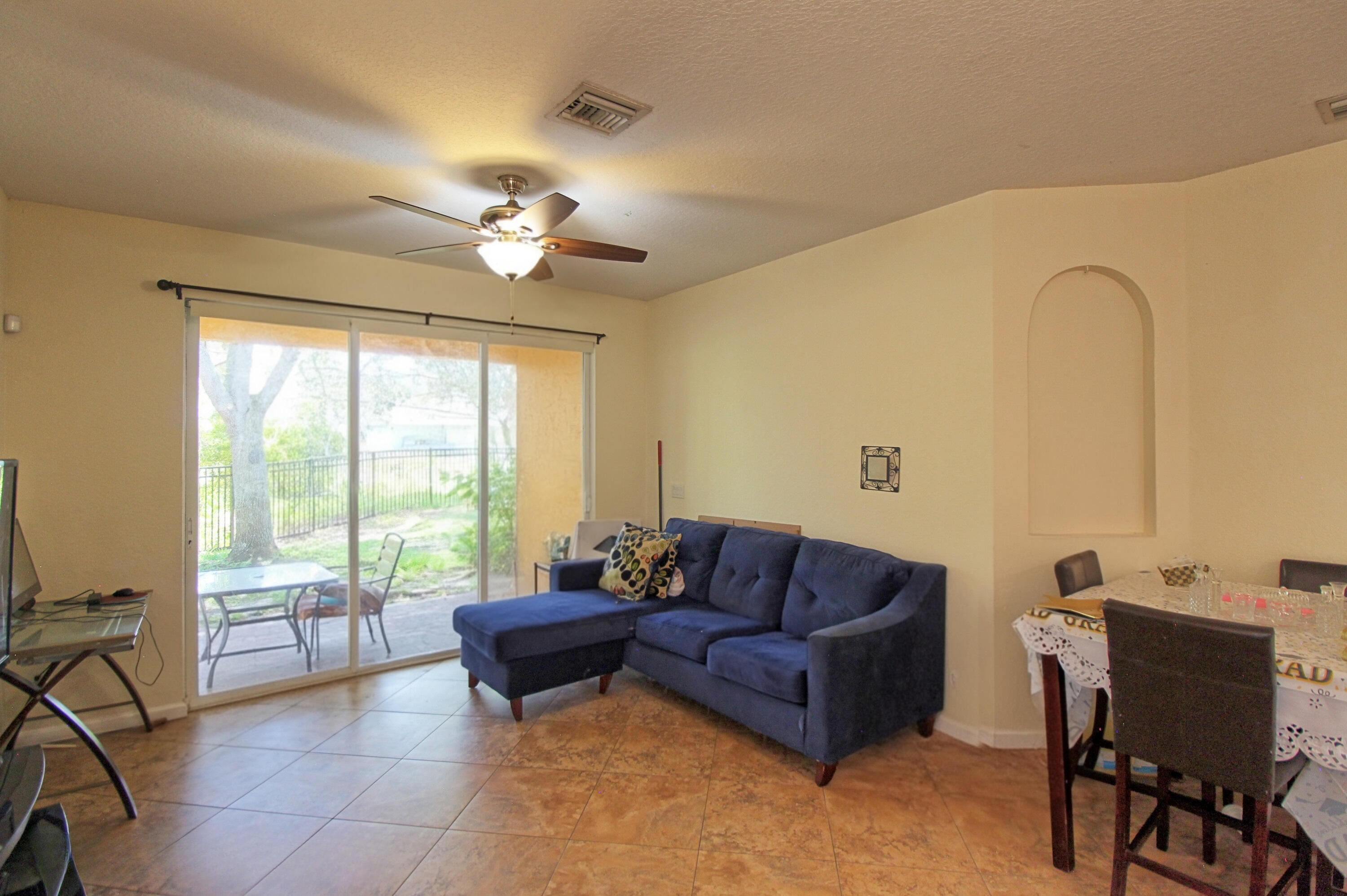 FOURTH  REPLAT OF PORTOFINO ISLES - Residential