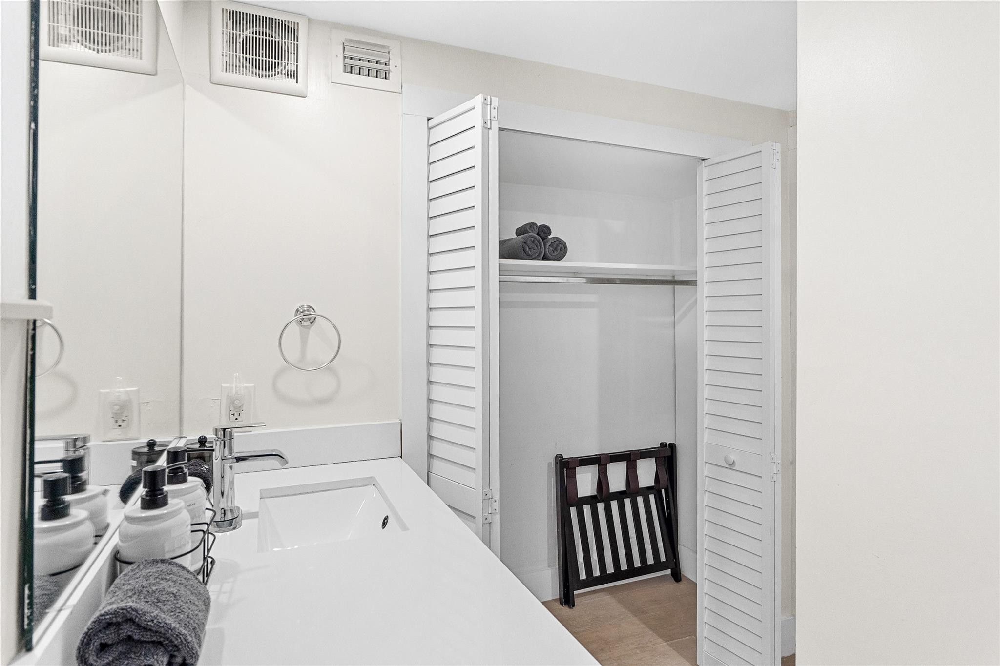 CONNOR ESTATES - Residential