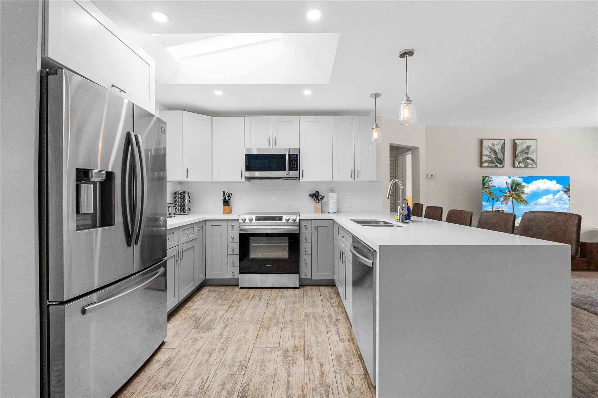 CONNOR ESTATES - Residential