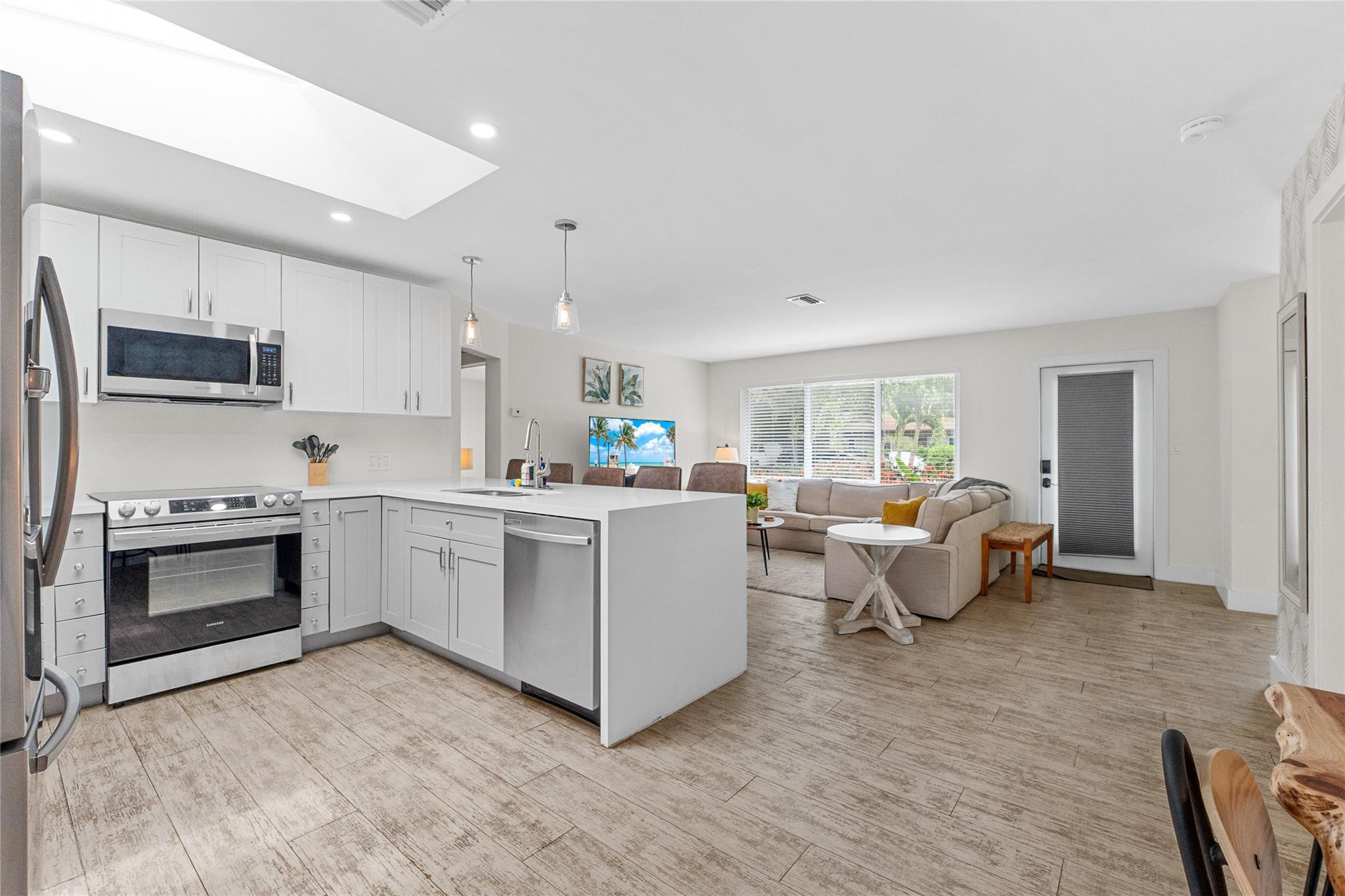 CONNOR ESTATES - Residential