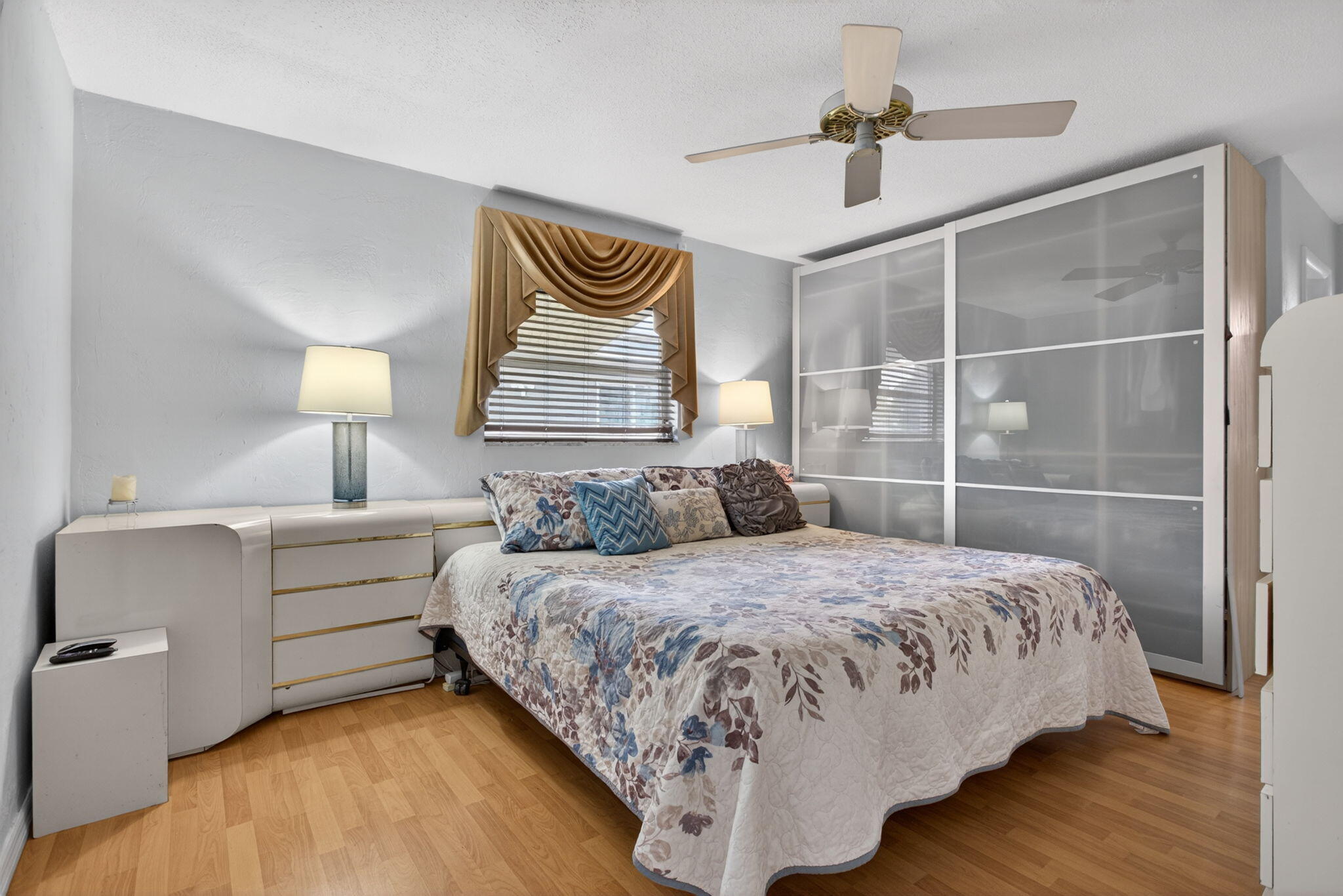 WESTWOOD COMMUNITY 3 - Residential