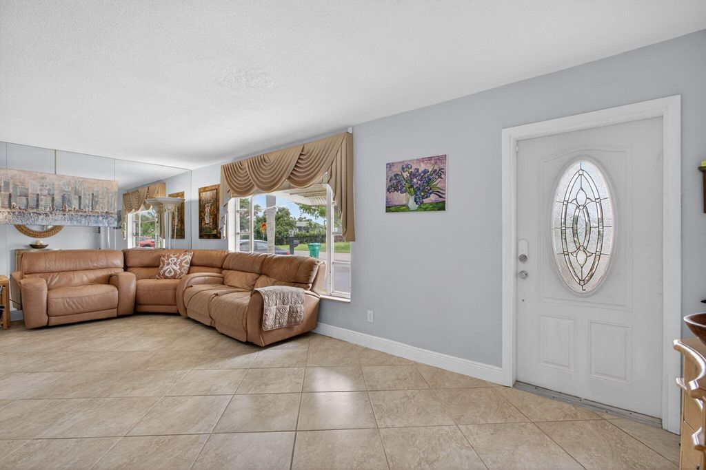 Photo of 7306 NW 94th Way, Tamarac, FL 33321 (MLS # B26031202)