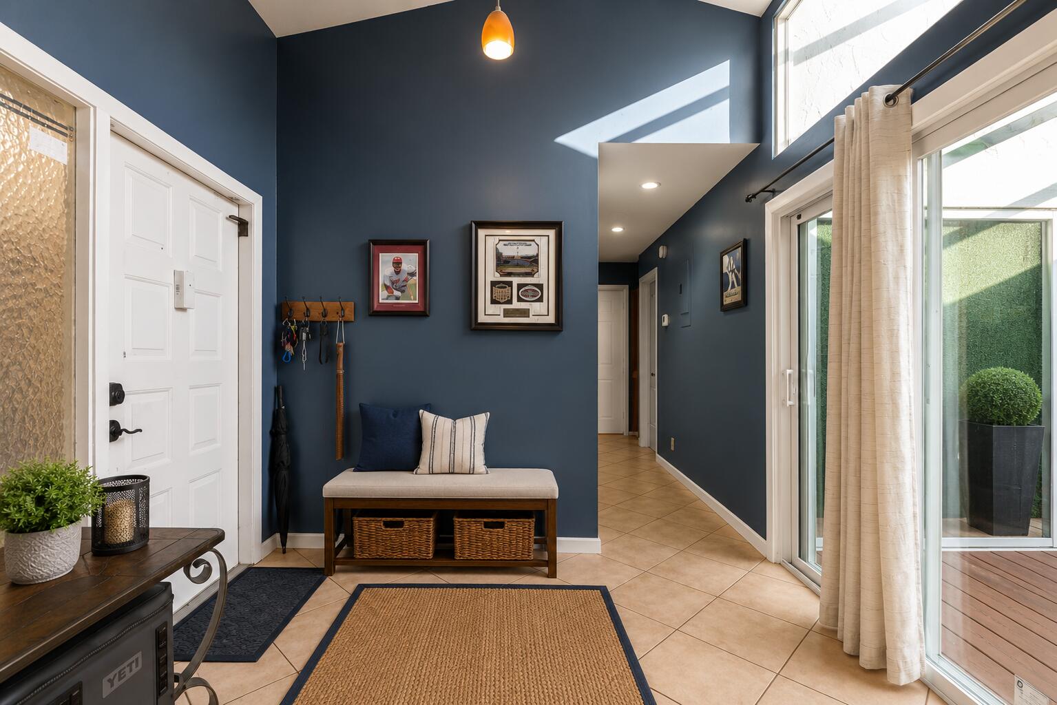 8634 Bridle Path Court 1