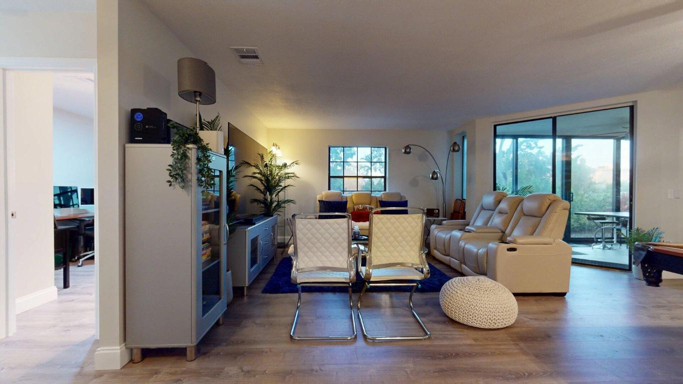 GIARDINO VILLAGE CONDOS - Residential