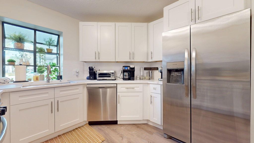 Photo of 5205 Brisata Circle #D, Boynton Beach, FL 33437 (MLS # R11152252)