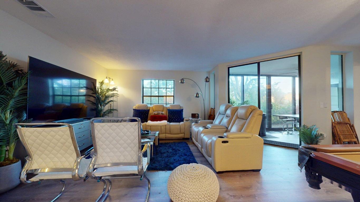 GIARDINO VILLAGE CONDOS - Residential