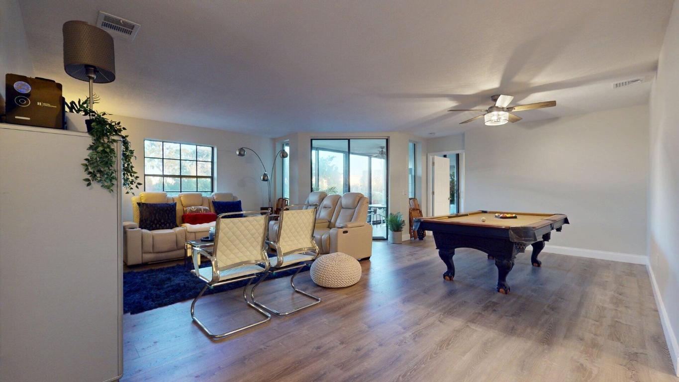 GIARDINO VILLAGE CONDOS - Residential