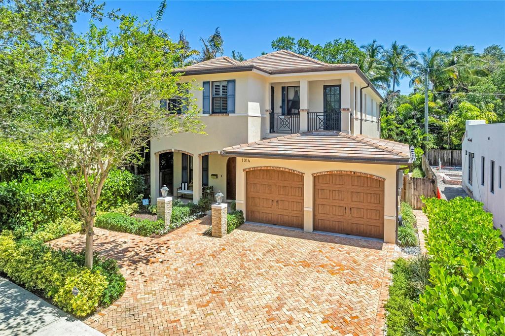 Photo of 1014 N Rio Vista Boulevard, Fort Lauderdale, FL 33301 (MLS # F10442870)