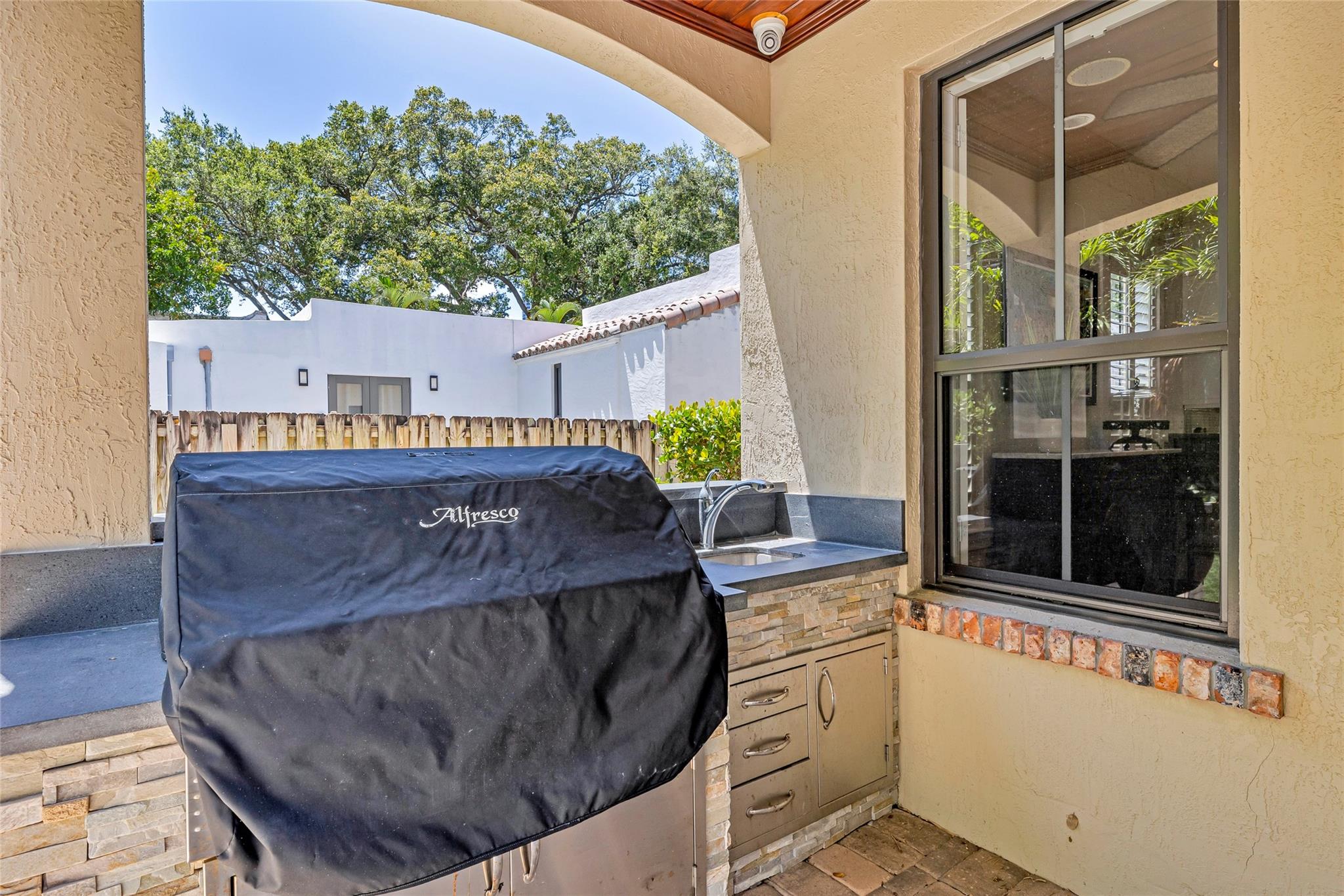 Rio Vista C J Hectors Res - Residential