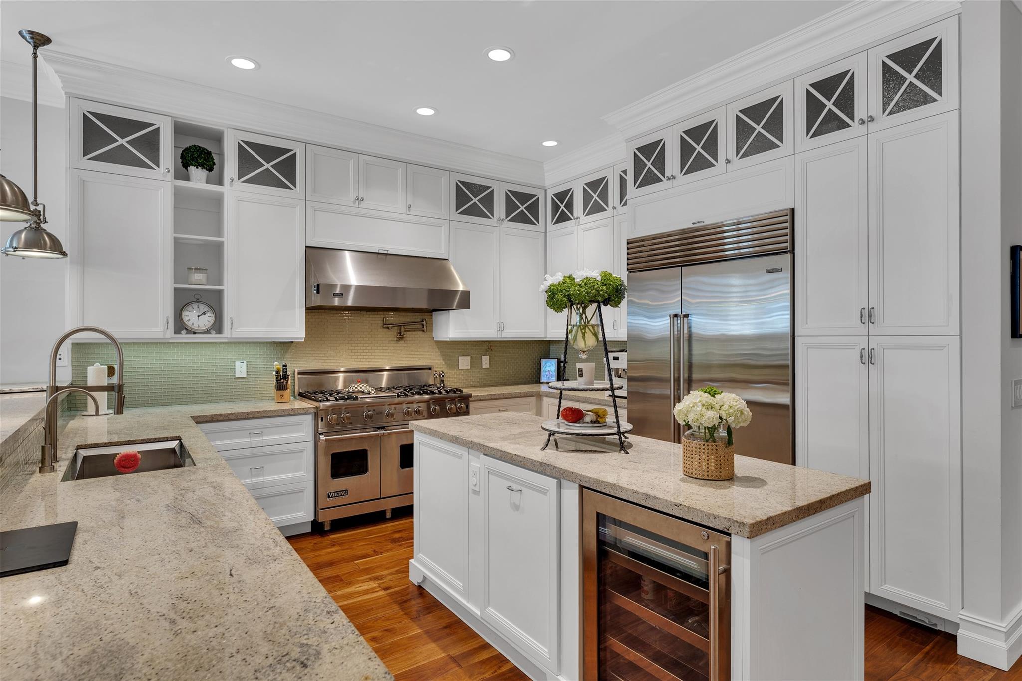 Rio Vista C J Hectors Res - Residential