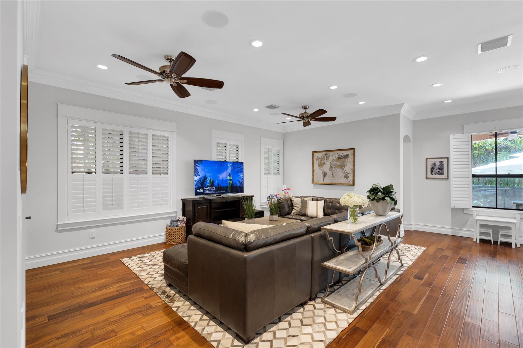 Rio Vista C J Hectors Res - Residential