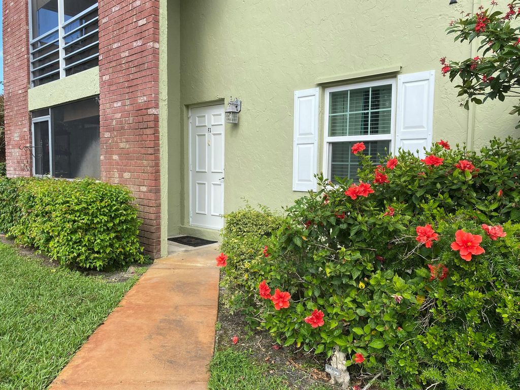 Photo of 12096 Alternate A1a #F3, Palm Beach Gardens, FL 33410 (MLS # R10976885)