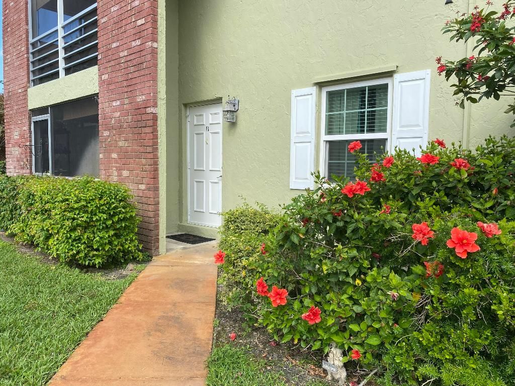 Photo of 12096 Alternate A1a #F3, Palm Beach Gardens, FL 33410 (MLS # R10976885)