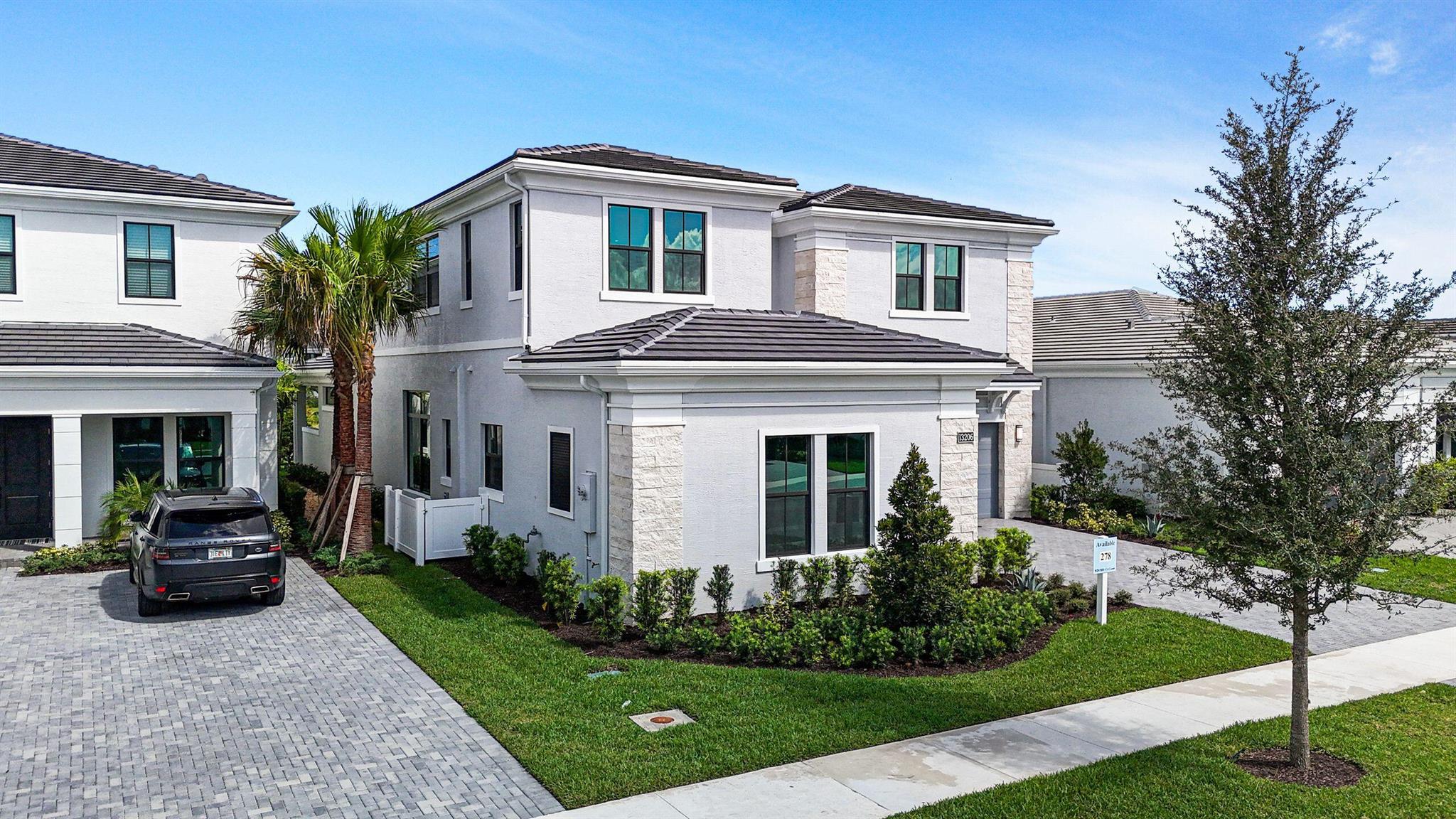 13206 Faberge Place