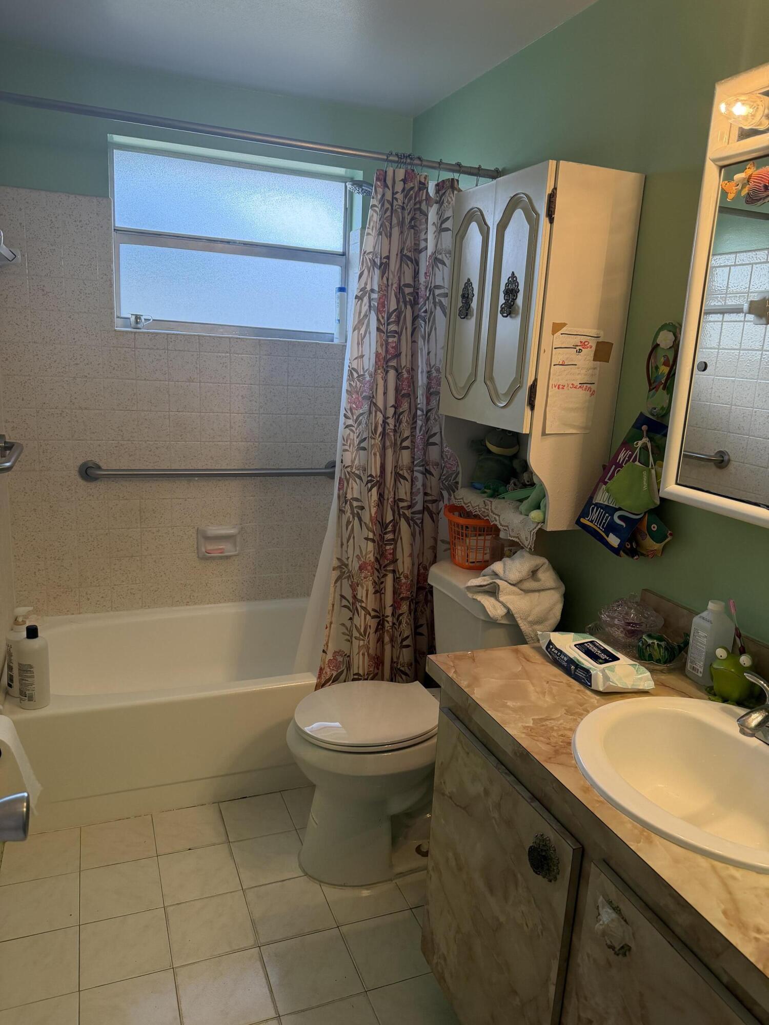 GRAMERCY PARK UNIT 5 - Residential