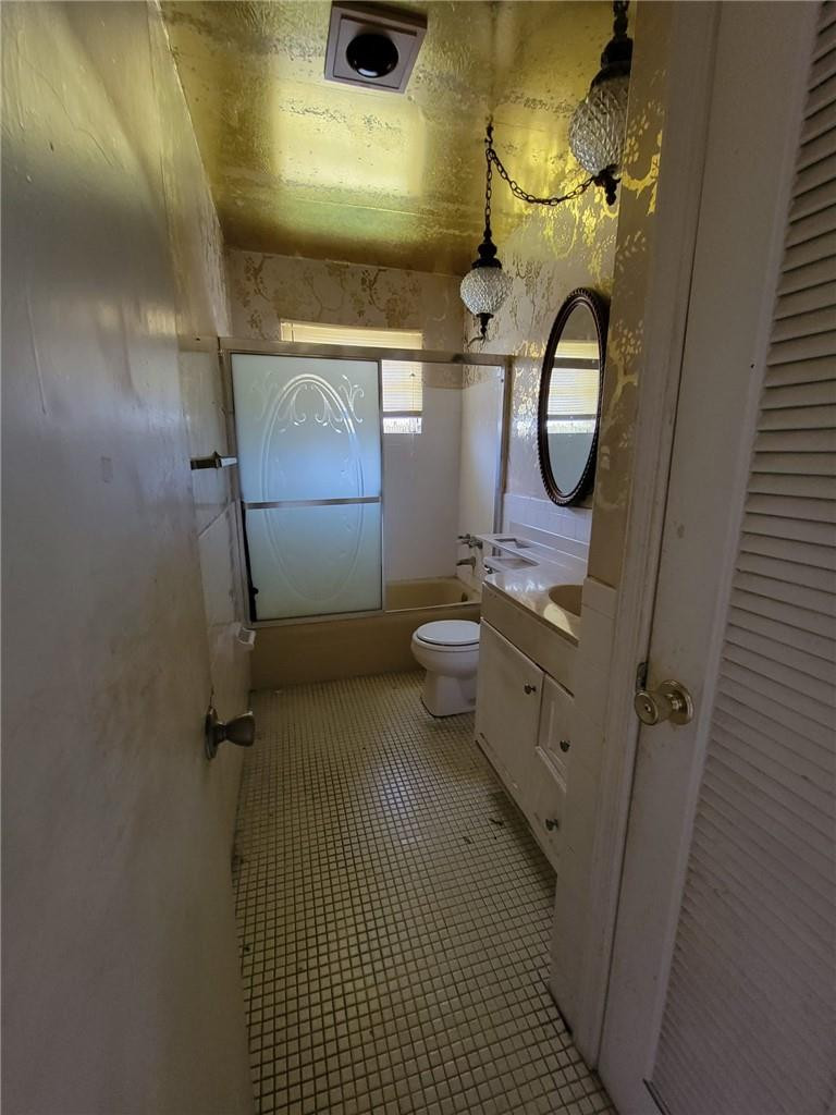 Paradise Gardens 67-37 B - Residential