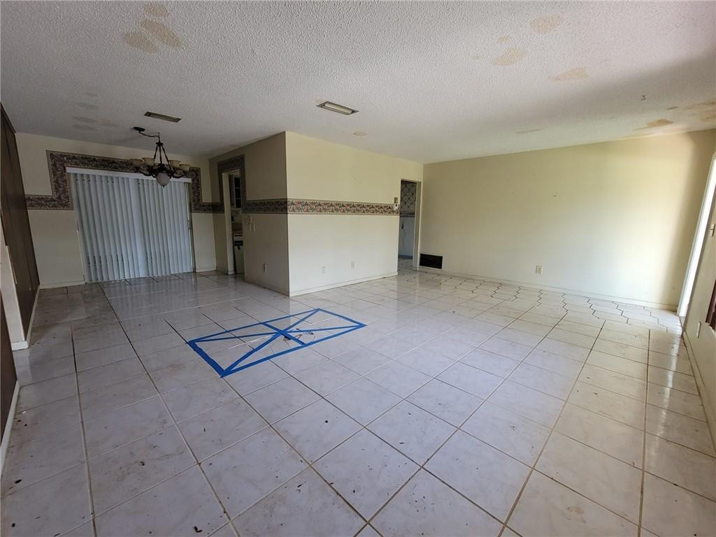 Paradise Gardens 67-37 B - Residential