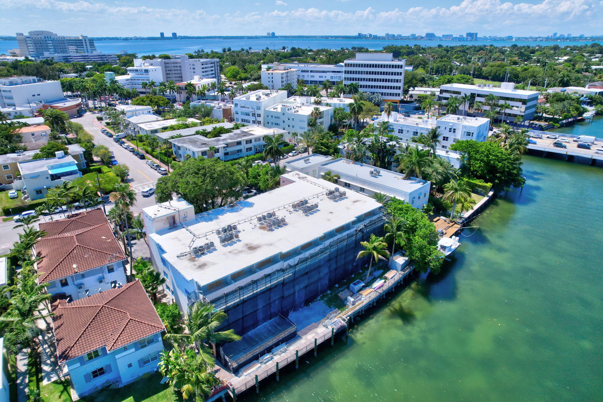 THE CASTILLE CONDO - Residential