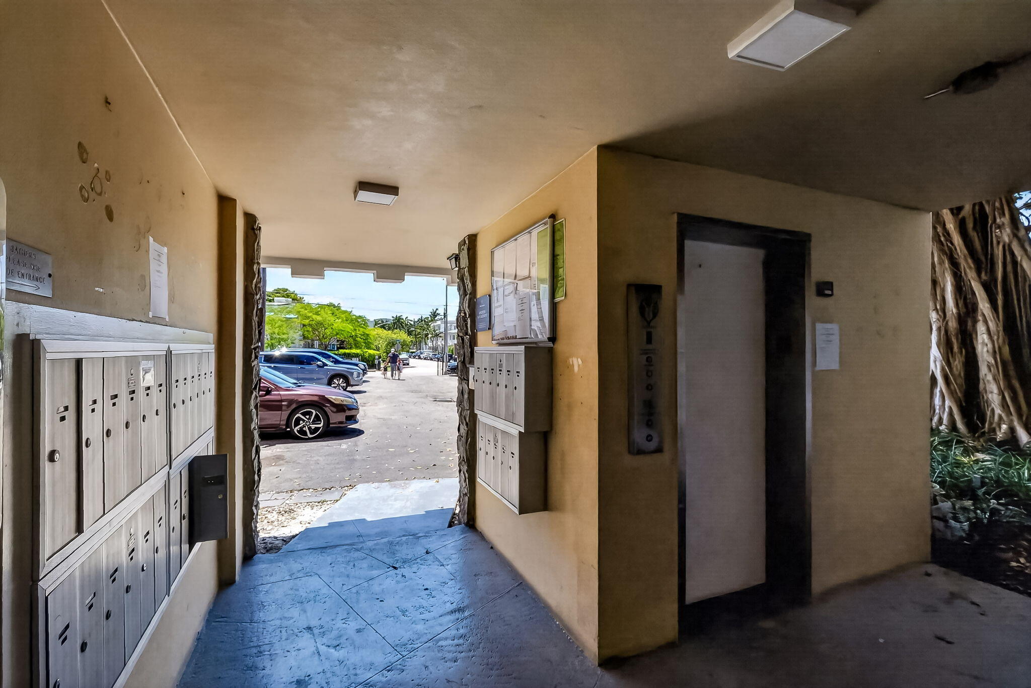 THE CASTILLE CONDO - Residential