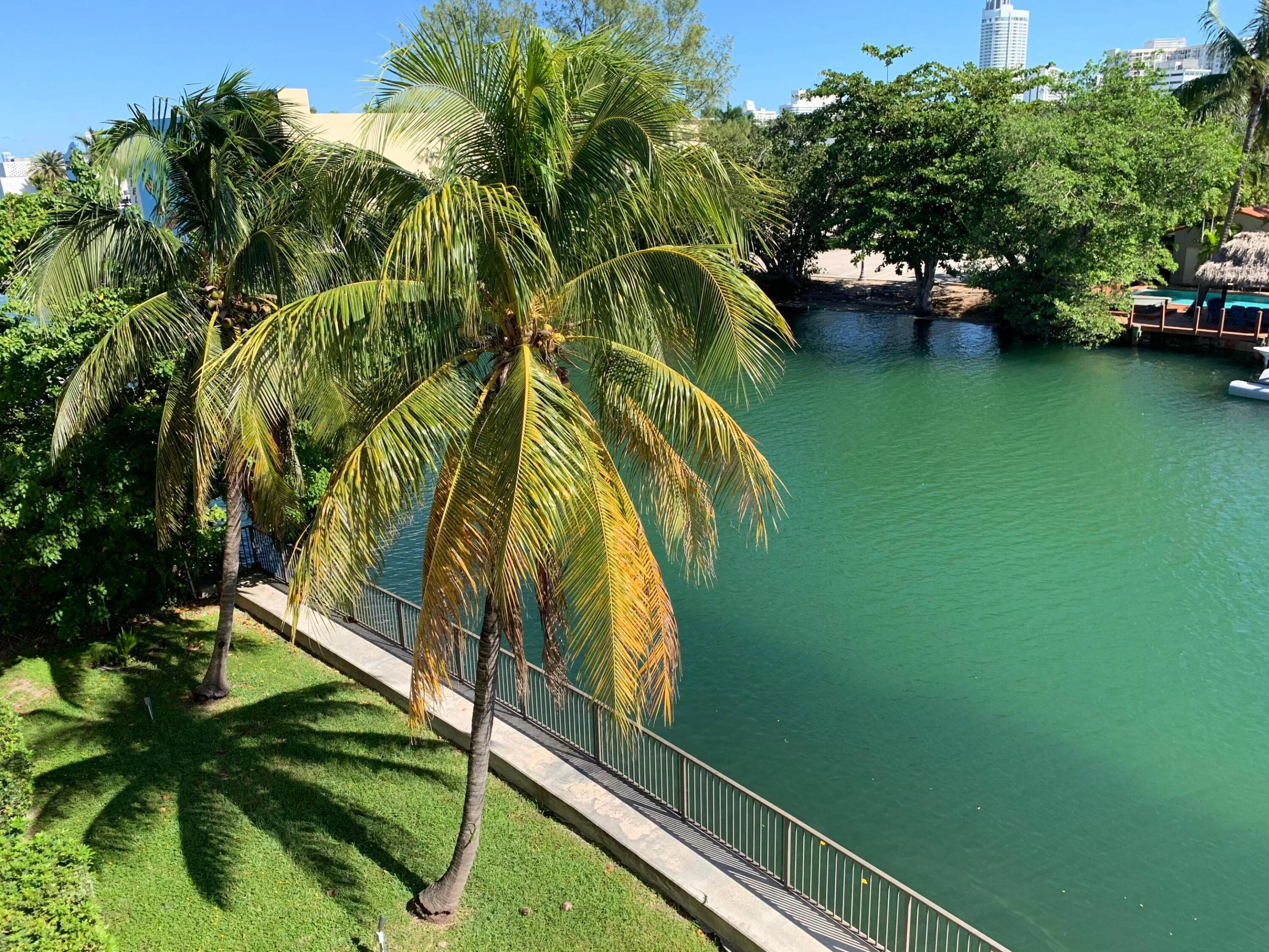 THE CASTILLE CONDO - Residential