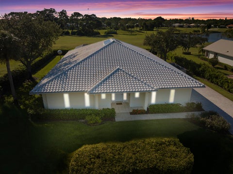 Photo of 9409 BUNTING Lane, Fort Pierce, FL 34951 (MLS # B26081726)