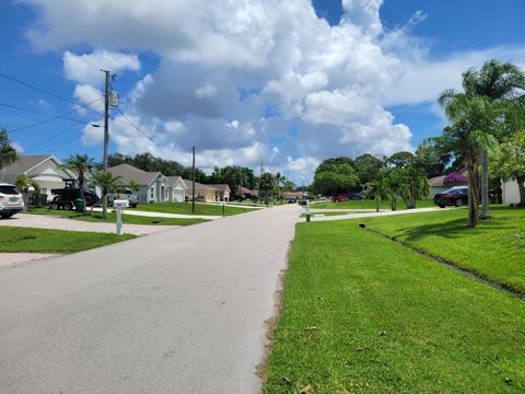 A home in Port St Lucie