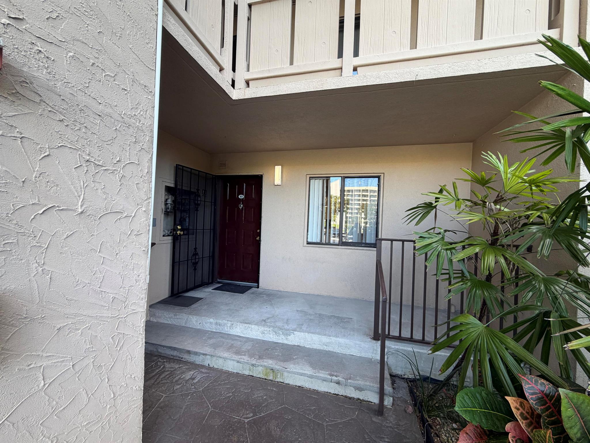 CYPRESS BEND CONDOMINIUM - Residential