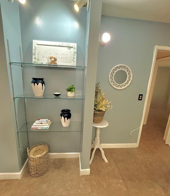 CYPRESS BEND CONDOMINIUM - Residential