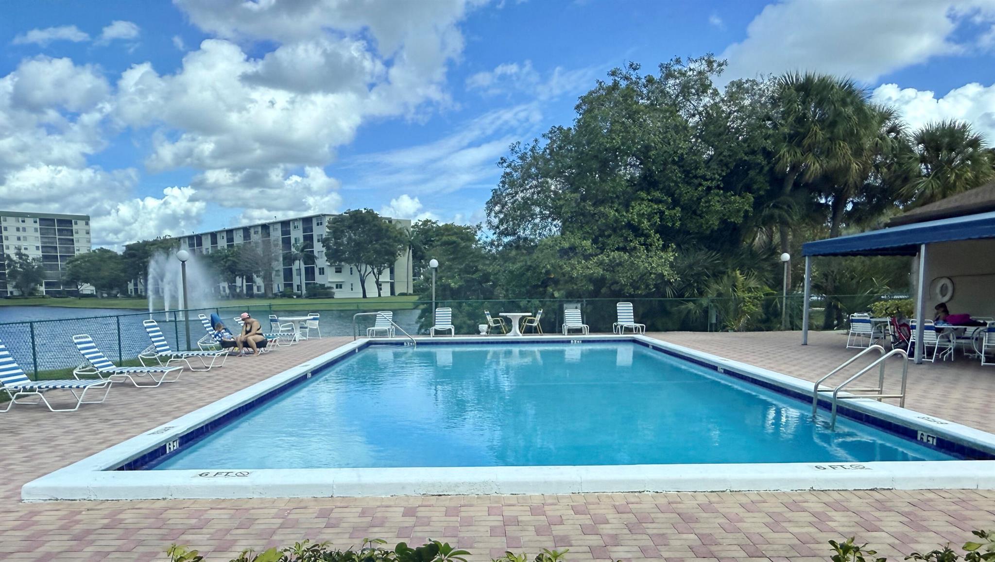 CYPRESS BEND CONDOMINIUM - Residential