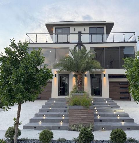 323 Hendricks Isle Fort Lauderdale FL 33301