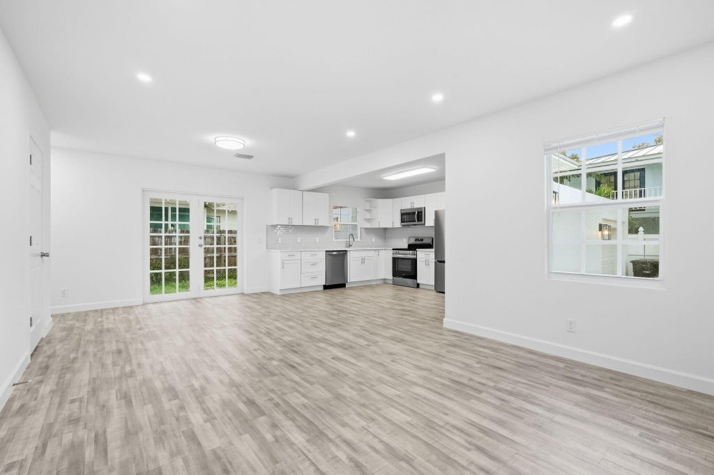 Photo of 5203 N FLAGLER Drive, West Palm Beach, FL 33407 (MLS # B26077870)