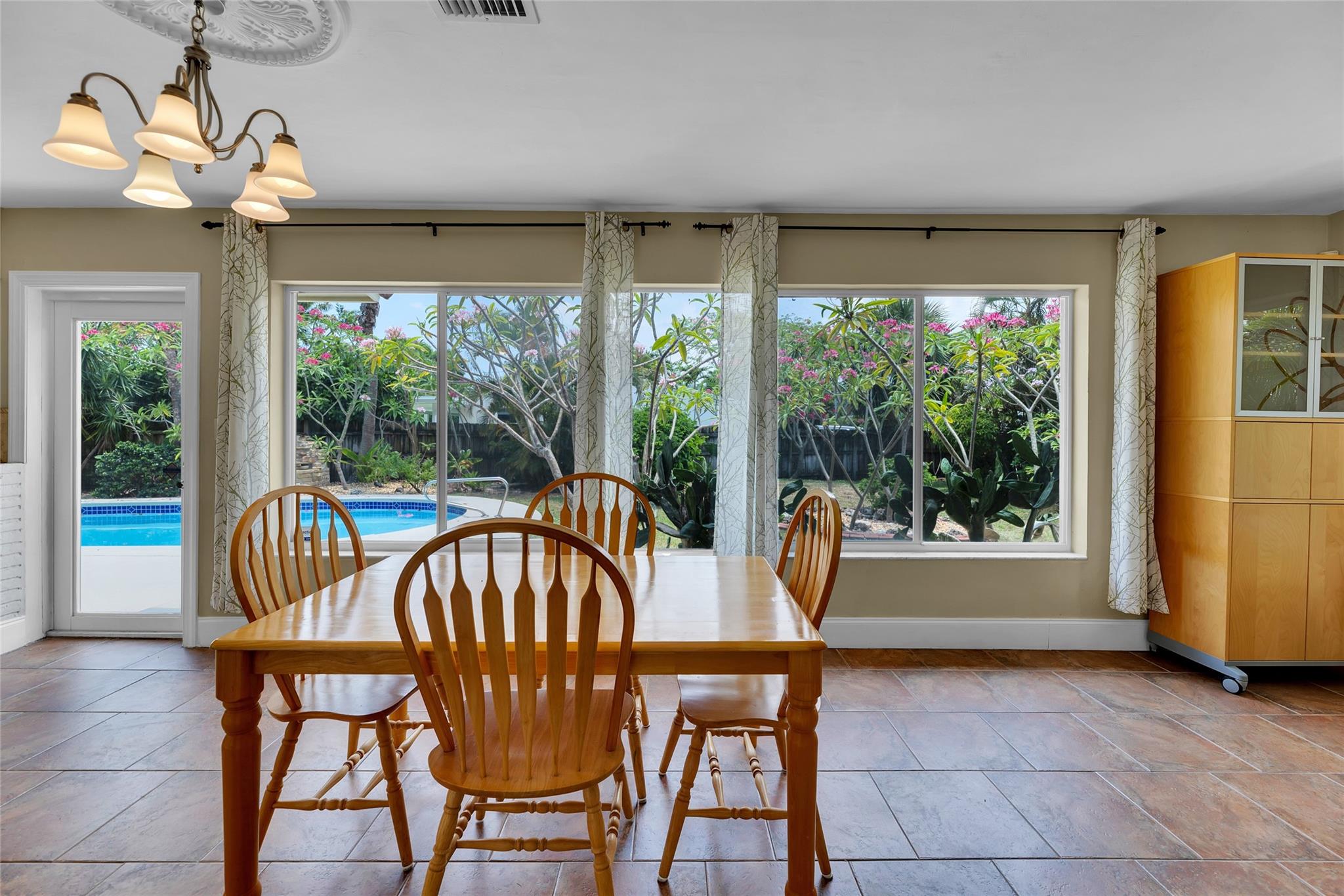 Middle River Estates 29-4 - Residential