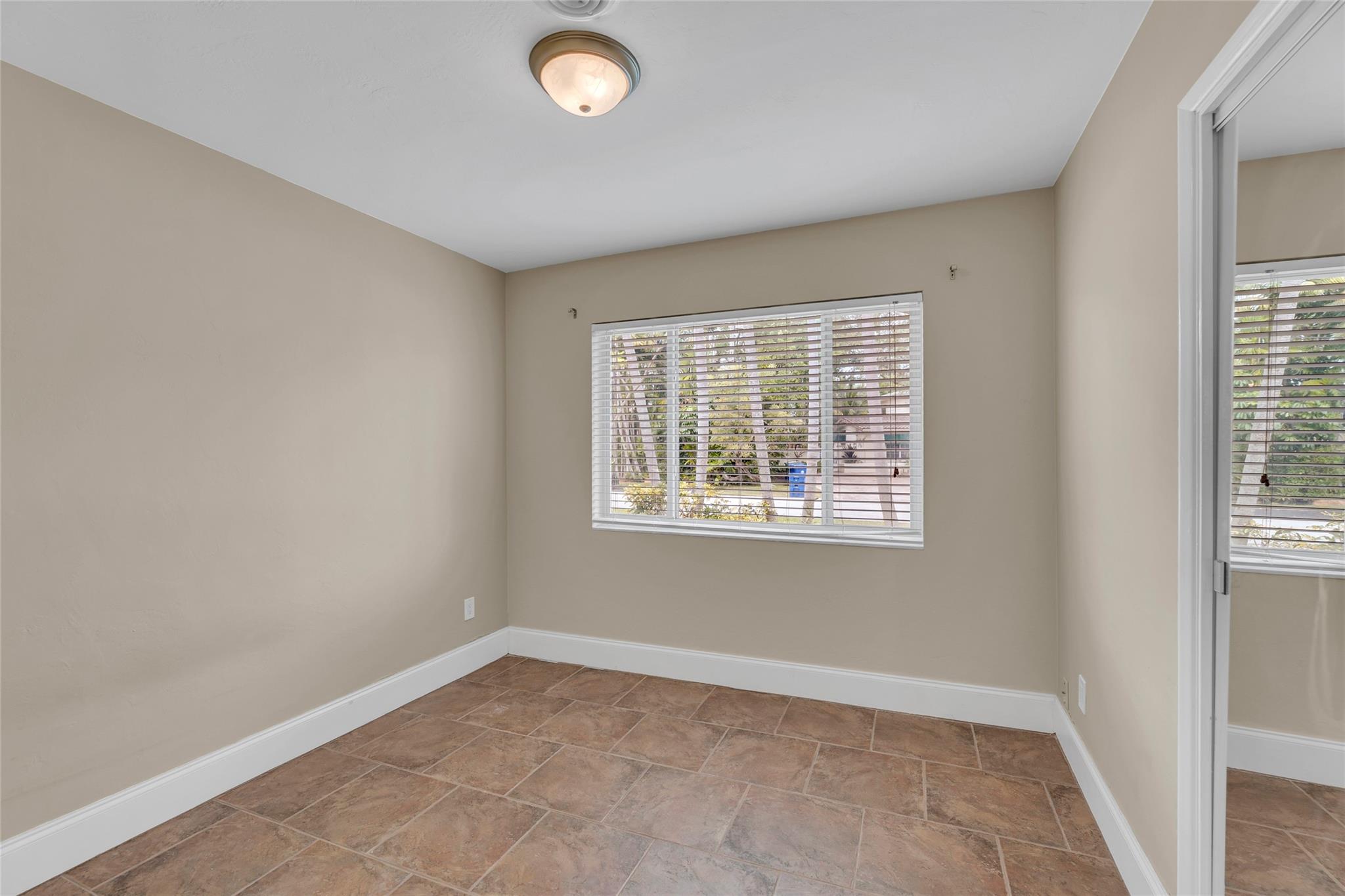 Middle River Estates 29-4 - Residential