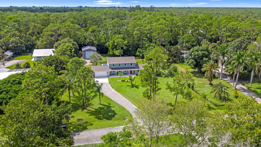 Photo of 17885 Bridle Lane, Jupiter, FL 33478 (MLS # R11127742)