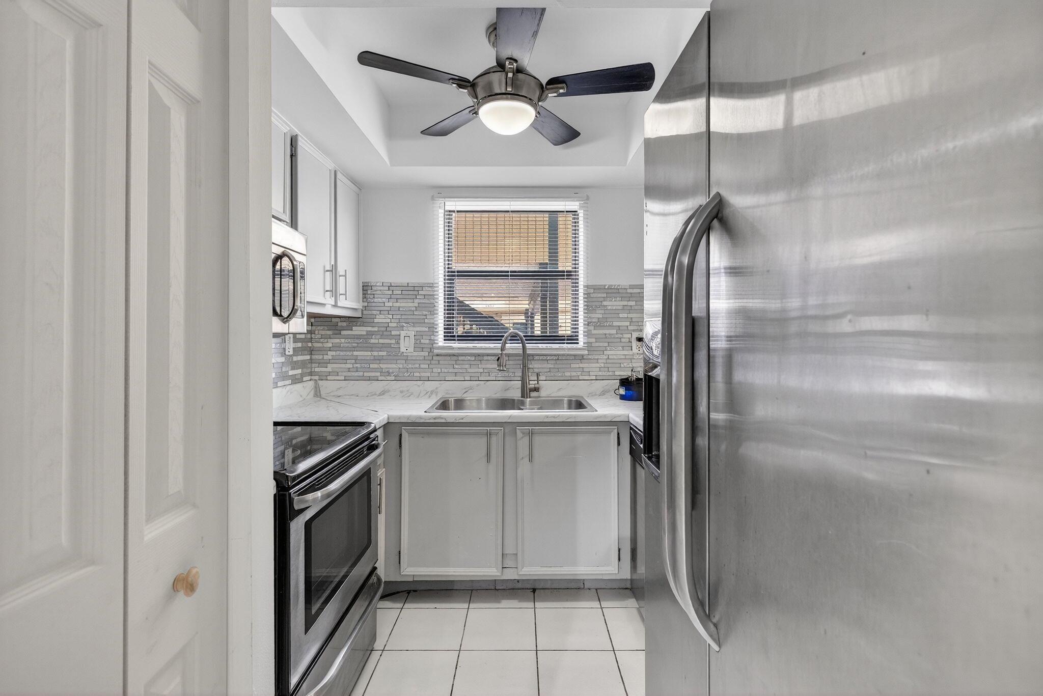 8451 Shadow Court # 4-7, Coral Springs, FL, 33071/$315,000 4 8451 Shadow Court # 4-7