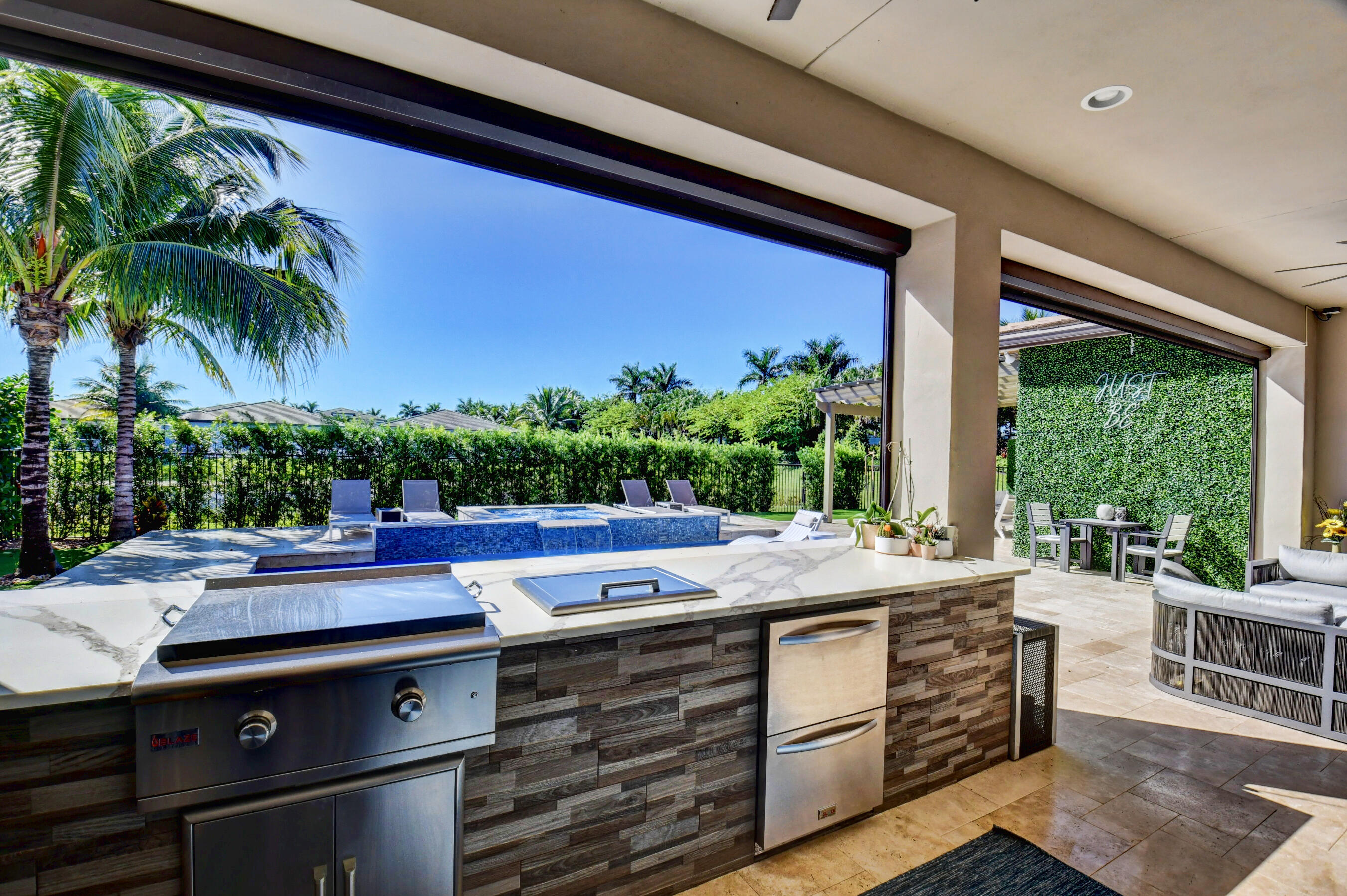 LOTUS-BRIDGES MIZNER PUD BRIDGES SOUTH PLAT ON - Residential