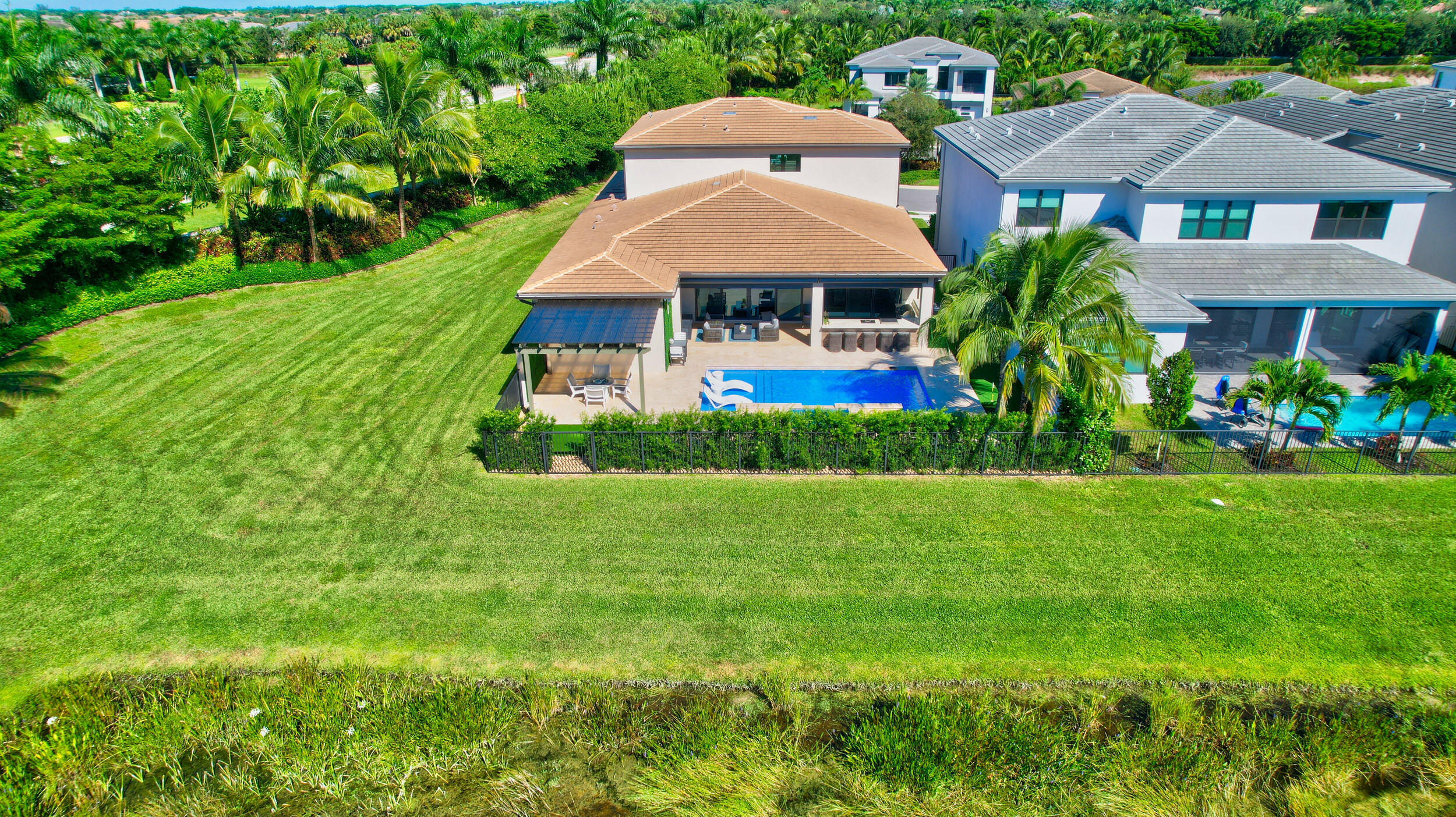 LOTUS-BRIDGES MIZNER PUD BRIDGES SOUTH PLAT ON - Residential